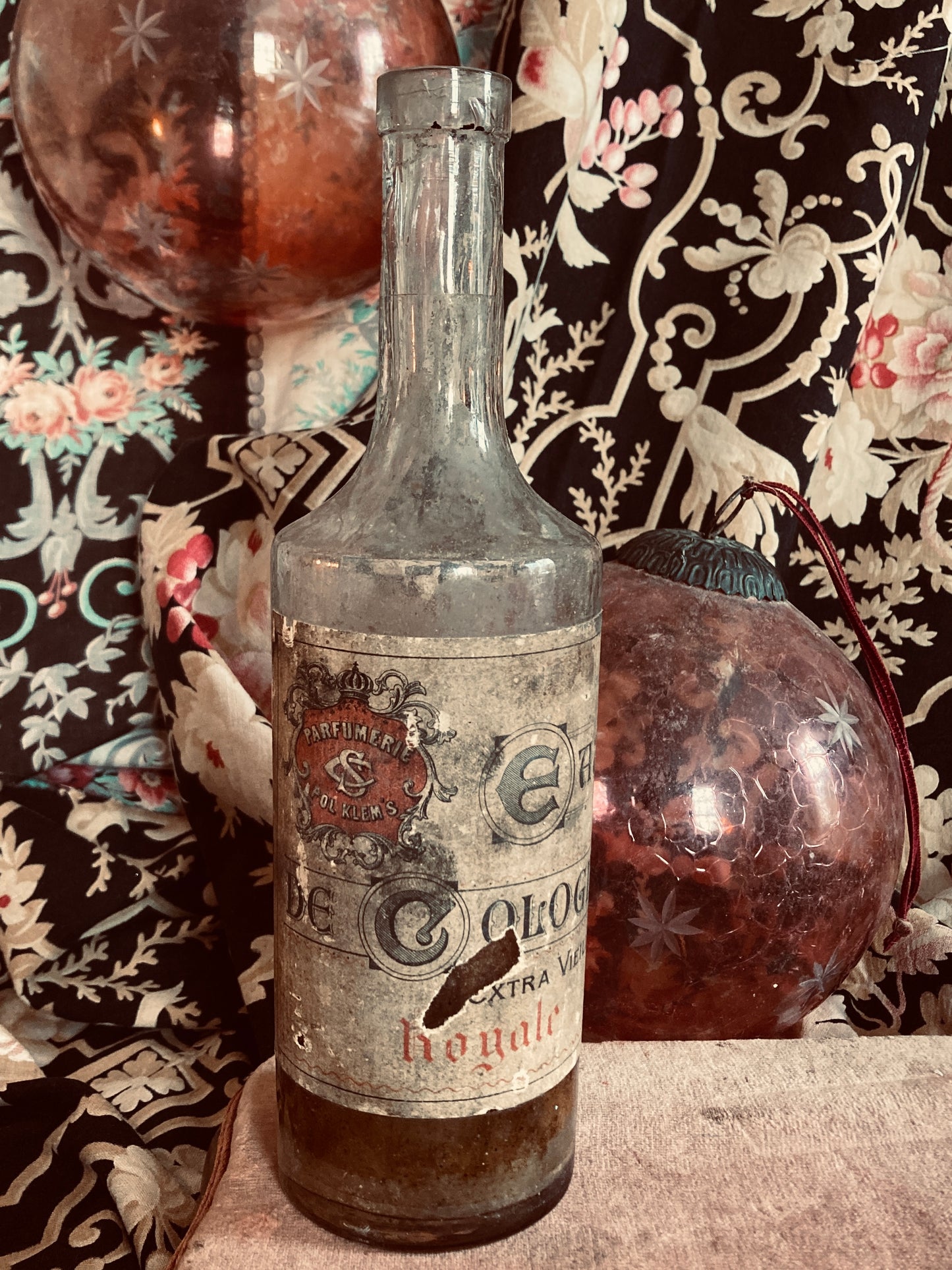 Old french parfum bottle